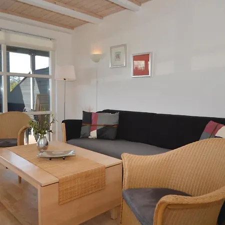 Holiday home Holiday Hennebysvej Henne V Henne Strand